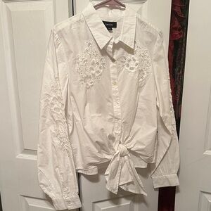 Karen Kane White Embroidered Button-Down Shirt